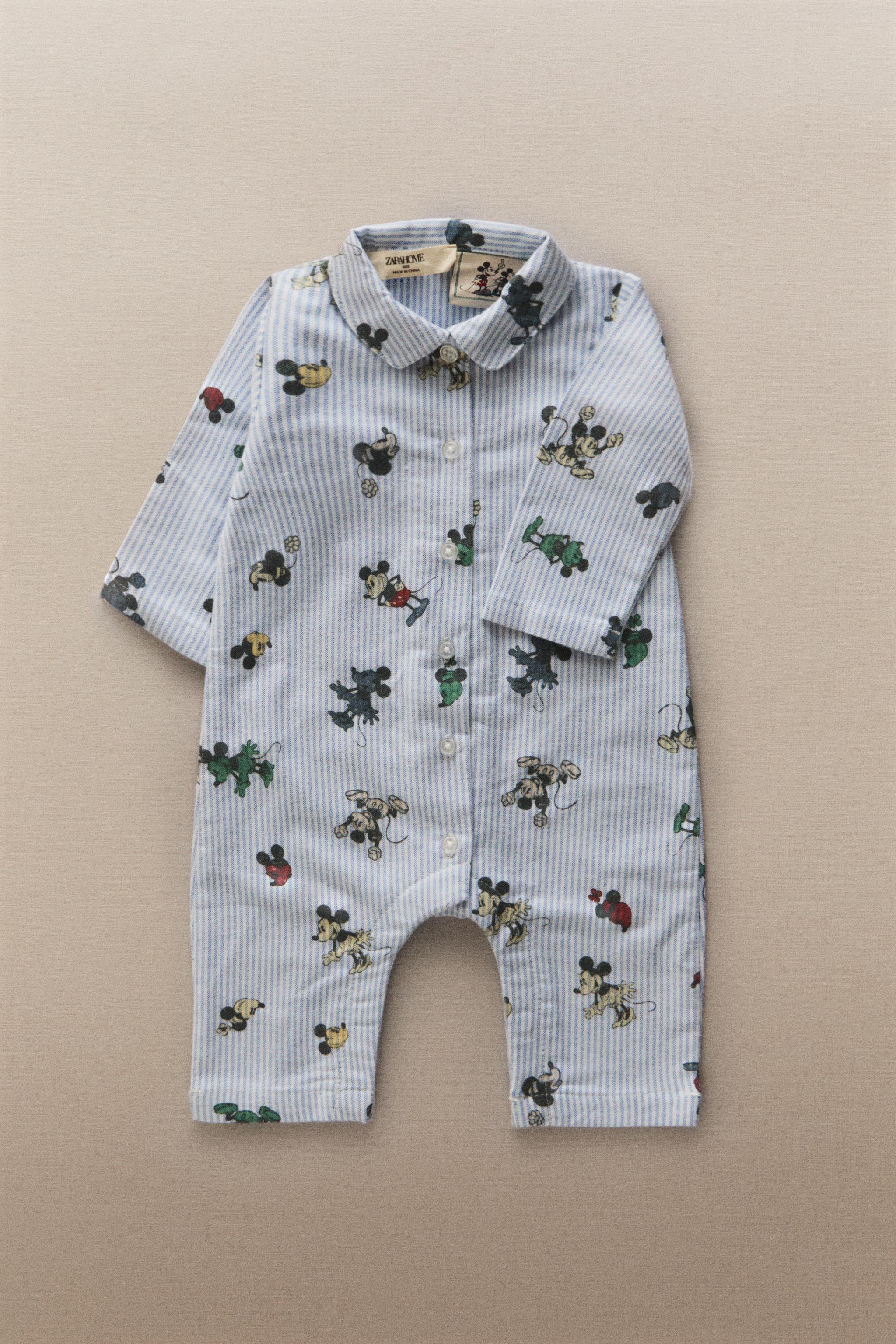 MICKEY & MINNIE © DISNEY FLANNEL BABY FOOTED ROMPER